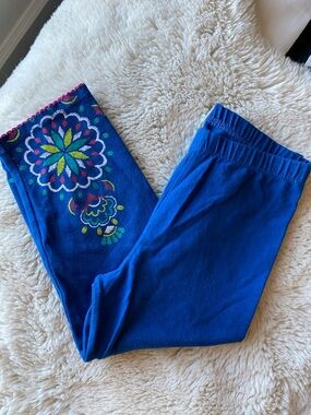 Girls Blue Floral Accent Leggings/ Capri